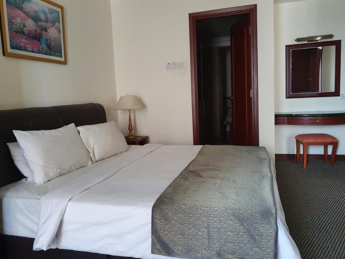 Moonlight Service Suite Kuala Lumpur Exterior photo