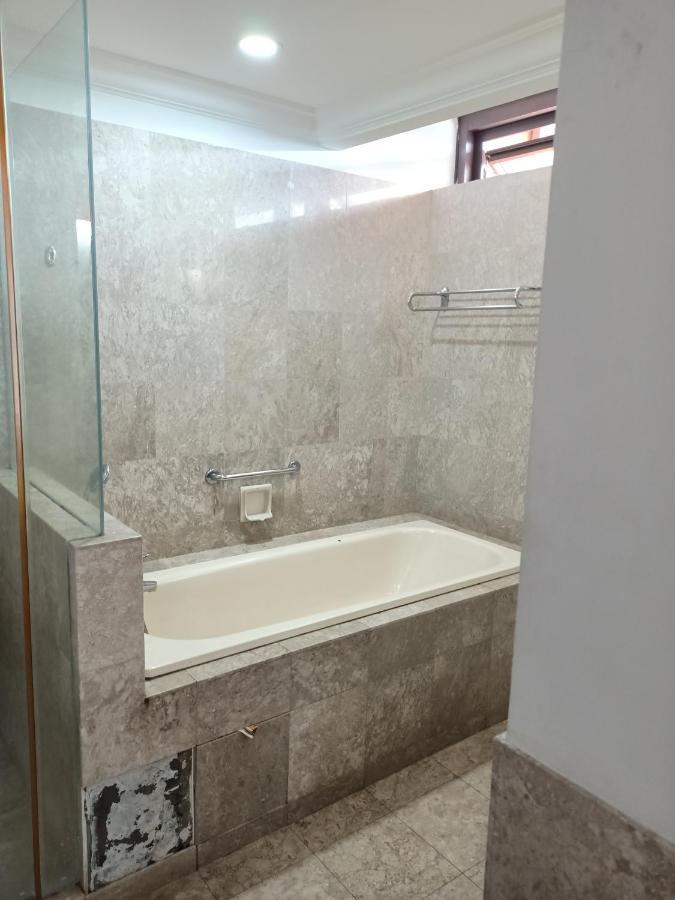 Moonlight Service Suite Kuala Lumpur Exterior photo